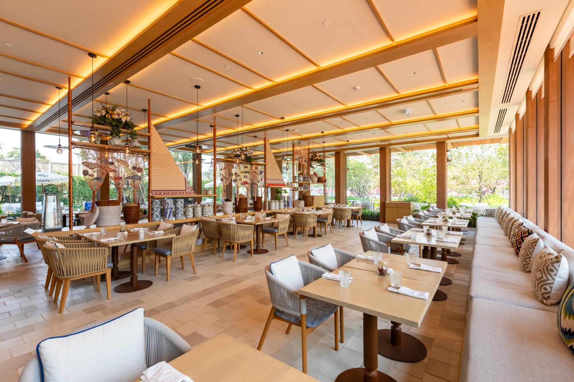 Centara Ayutthaya Hotel Exterior photo